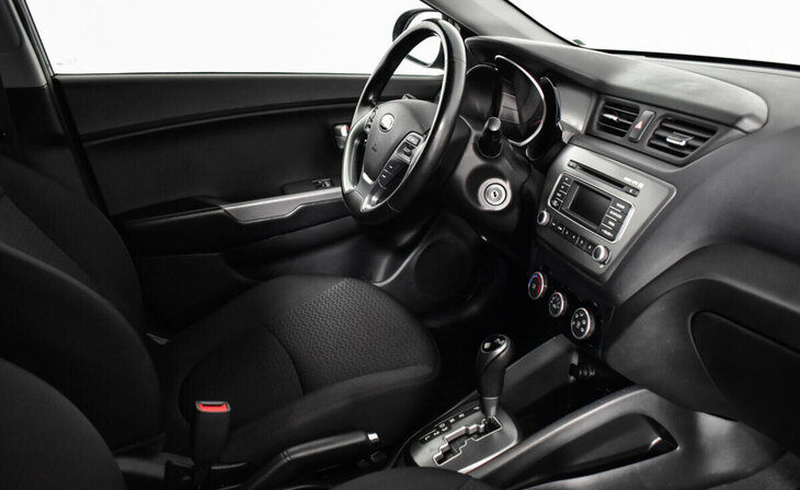 Kia Rio - Фото 6