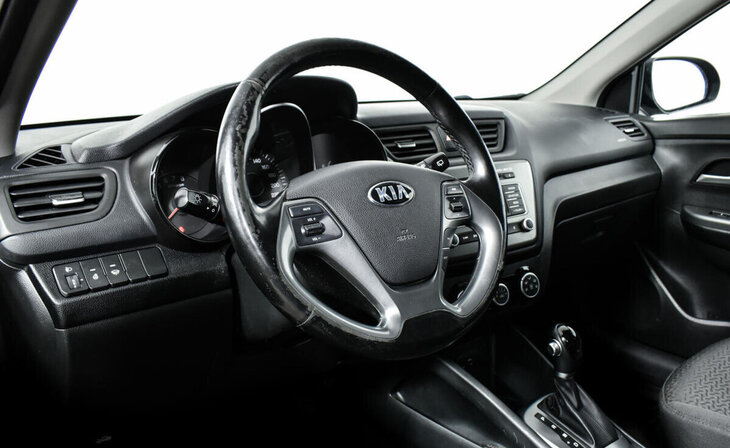 Kia Rio - Фото 9