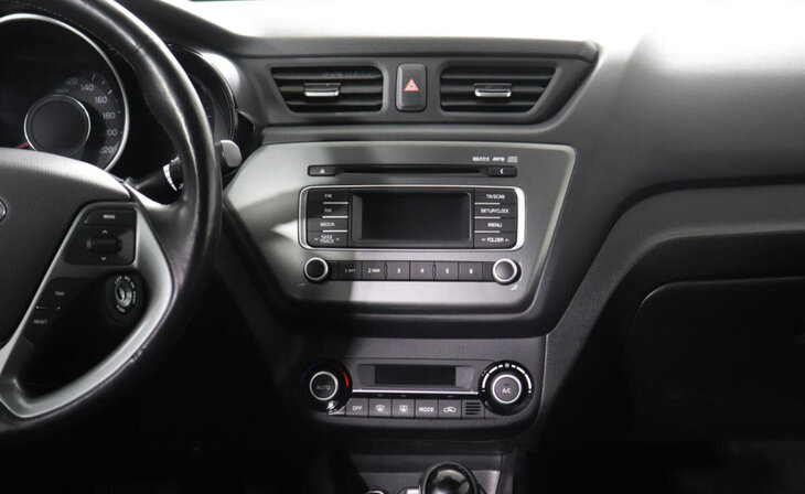 Kia Rio - Фото 7