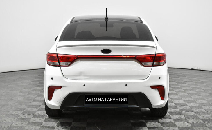 Kia Rio - Фото 5