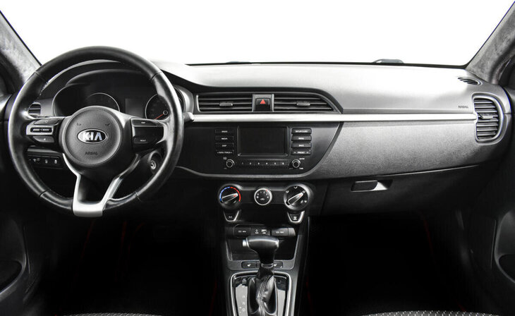 Kia Rio - Фото 8