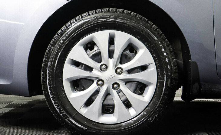 Kia Rio - Фото 8