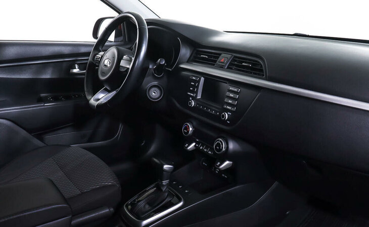 Kia Rio - Фото 9