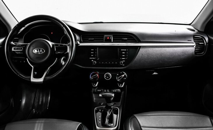 Kia Rio - Фото 8