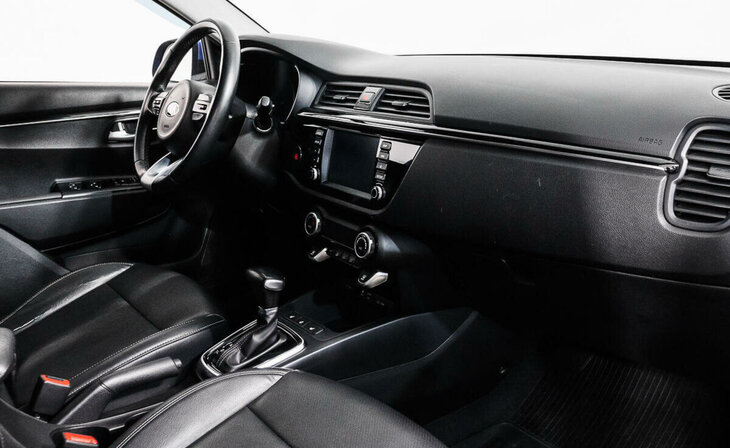 Kia Rio - Фото 6