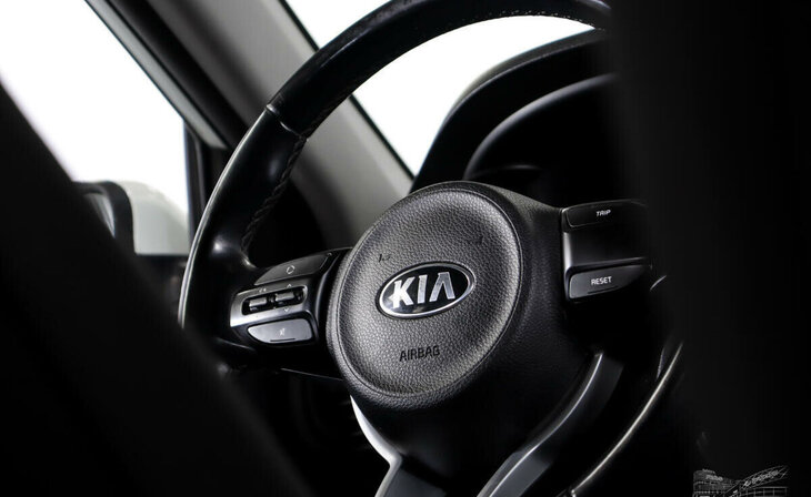 Kia Rio - Фото 9