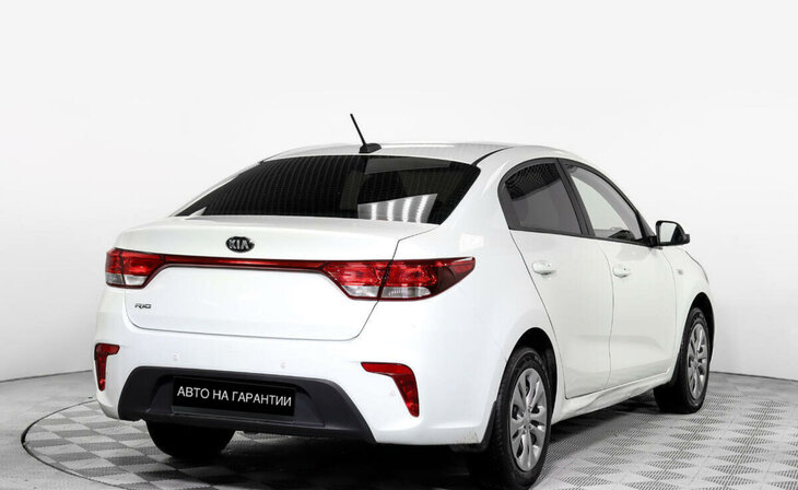 Kia Rio - Фото 4