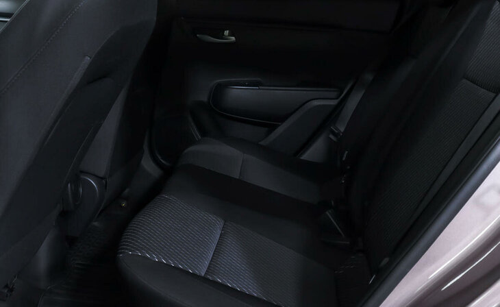 Kia Rio - Фото 12