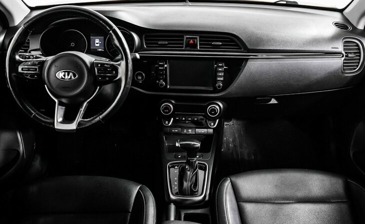 Kia Rio - Фото 9