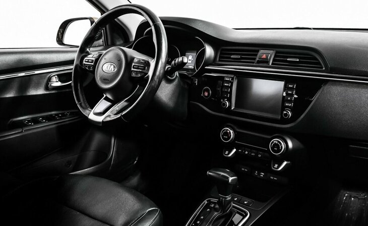 Kia Rio - Фото 7