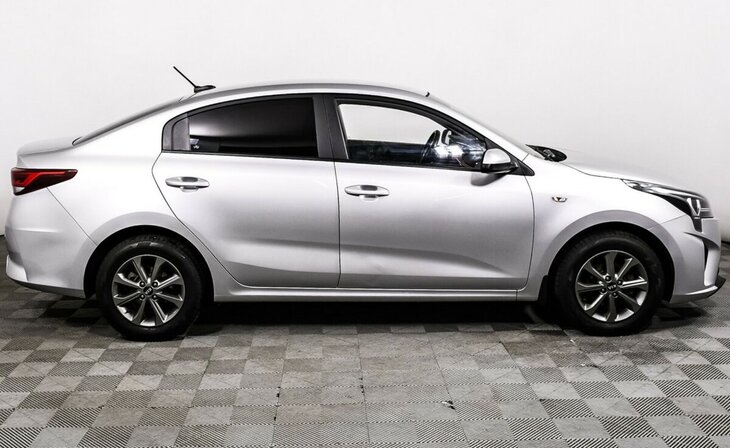 Kia Rio - Фото 3