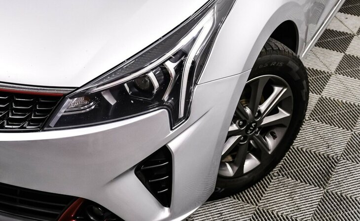 Kia Rio - Фото 6