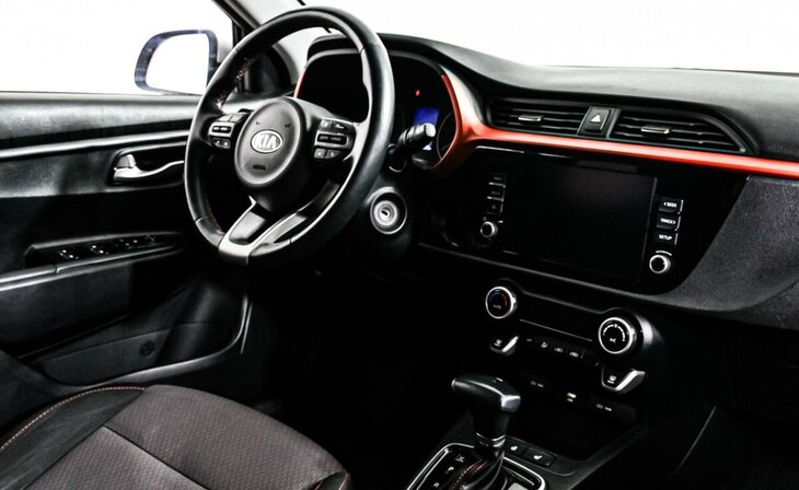 Kia Rio - Фото 7