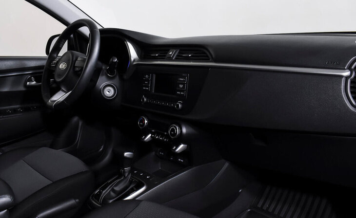 Kia Rio - Фото 7