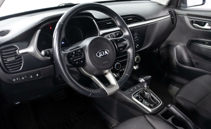 Kia Rio - Фото 10