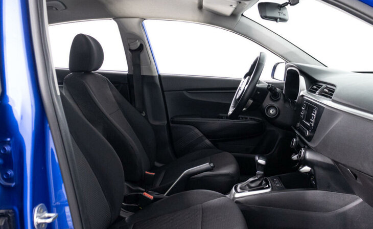 Kia Rio - Фото 8