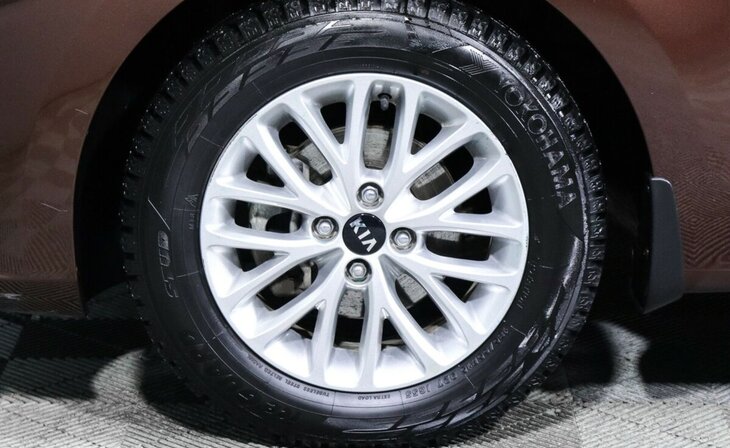 Kia Rio - Фото 6