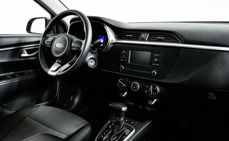 Kia Rio - Фото 8