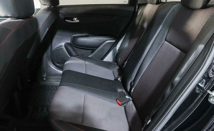 Kia Rio - Фото 14