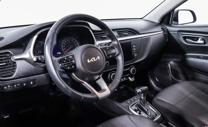 Kia Rio - Фото 8