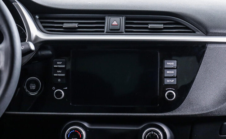 Kia Rio - Фото 9