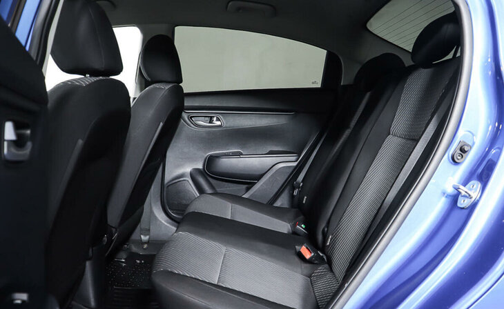 Kia Rio - Фото 10