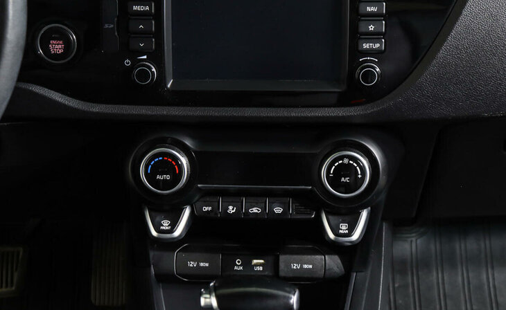 Kia Rio - Фото 11