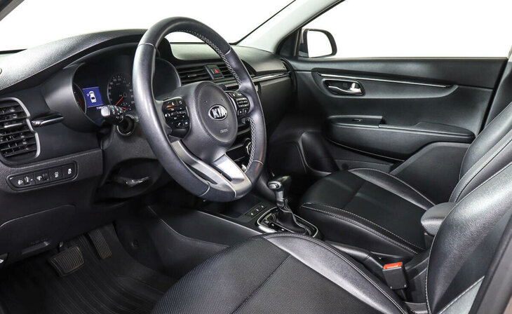 Kia Rio - Фото 8