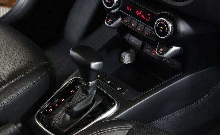 Kia Rio - Фото 14