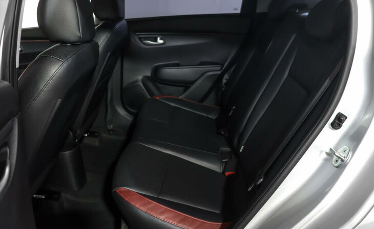 Kia Rio - Фото 10