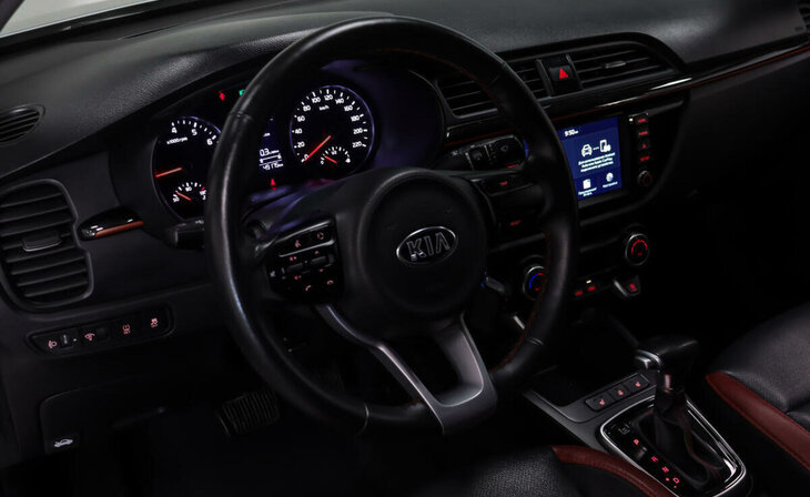 Kia Rio - Фото 8