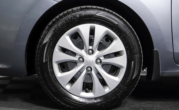 Kia Rio - Фото 8