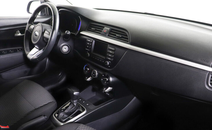 Kia Rio - Фото 4