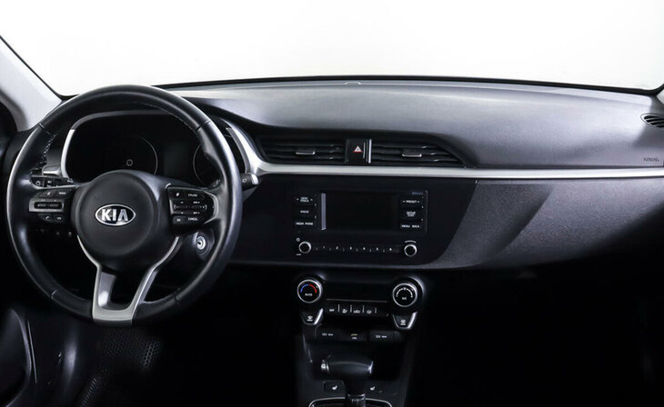 Kia Rio - Фото 9