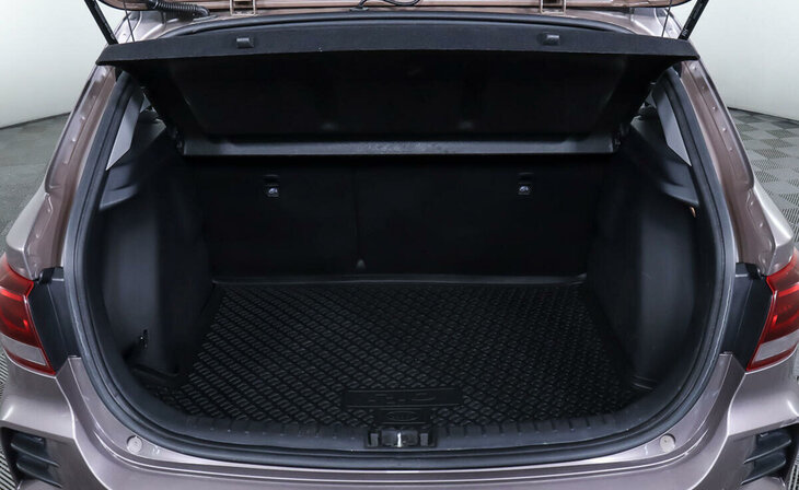 Kia Rio - Фото 15