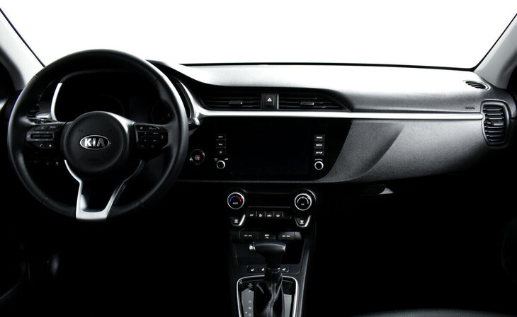 Kia Rio - Фото 8