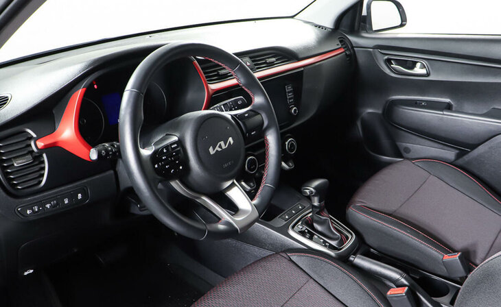 Kia Rio - Фото 10