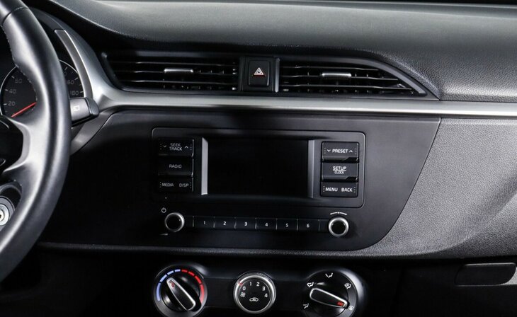 Kia Rio - Фото 10