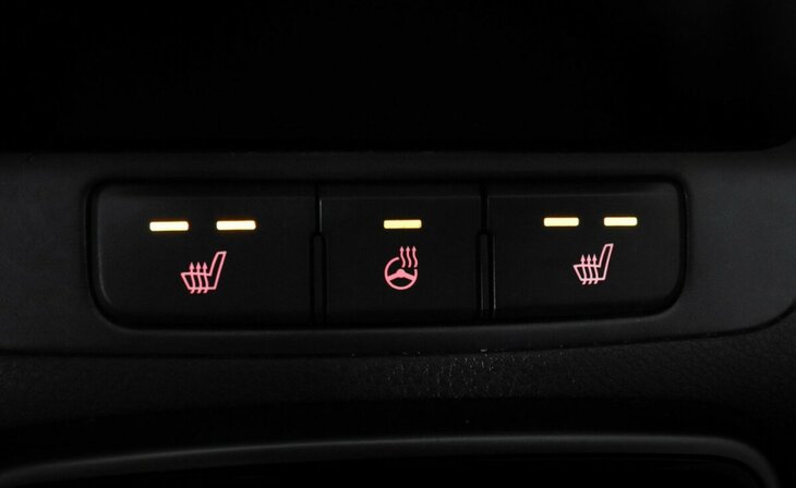 Kia Rio - Фото 12