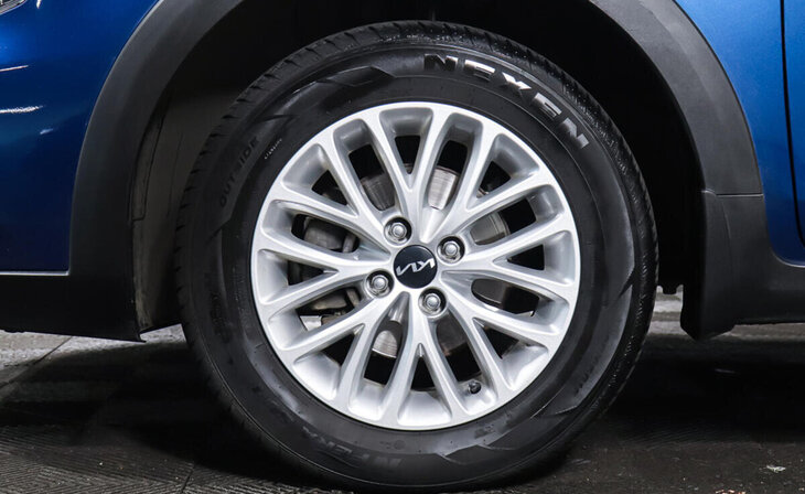 Kia Rio - Фото 8