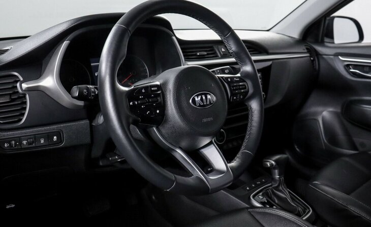 Kia Rio - Фото 7