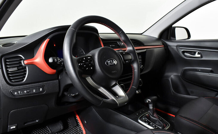 Kia Rio - Фото 9