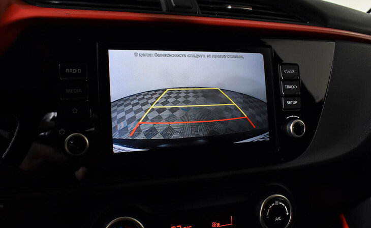 Kia Rio - Фото 12