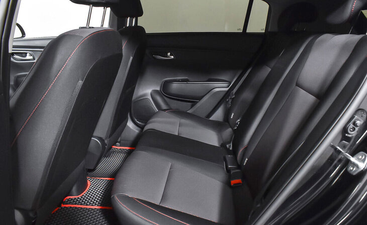 Kia Rio - Фото 14