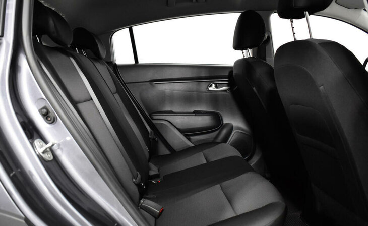 Kia Rio - Фото 10