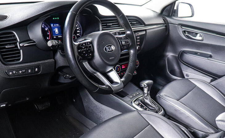 Kia Rio - Фото 9
