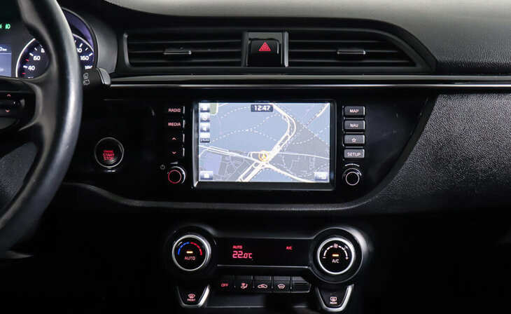 Kia Rio - Фото 12