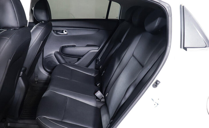 Kia Rio - Фото 17