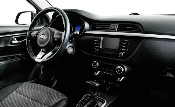 Kia Rio - Фото 7