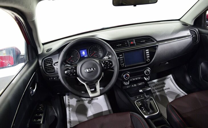 Kia Rio - Фото 10